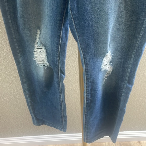 Articles of society jeans in size 27 - Picture 3 of 10